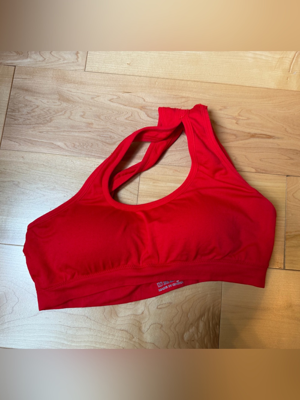 Cutout Ribbed Sports Bra - Red - Picture 5 of 7